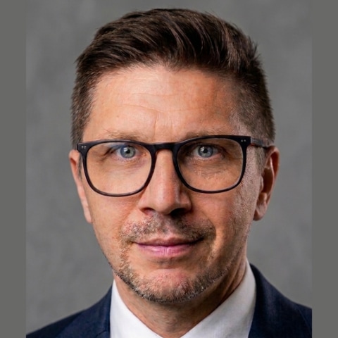 sebastian kucharek
