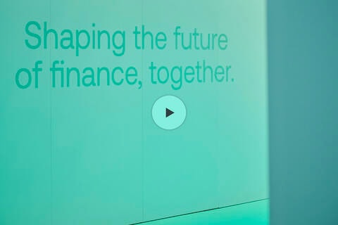 The new payments playbook: Enabling bank innovation through interoperability, transparency, and end-to-end tracking across networks