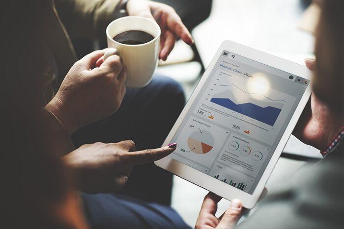 Accelerate decision making with the latest analytics Accelerate decision making with the latest analytics
